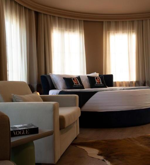 バルコニー付きジュニアスイート, The Collector Hotel Boutique