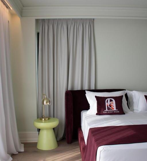 シティビューのデラックスルーム, The Collector Hotel Boutique