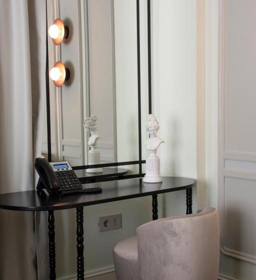 غرفة ديلوكس مطلة على المدينة, The Collector Hotel Boutique