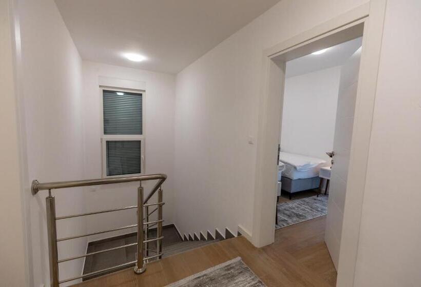 آپارتمان دلوکس 3 خوابه, Apartmani Maira