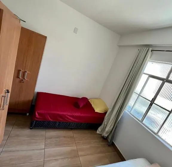 スタンダードルーム, Pousada Jg, Hostel E Alojamento