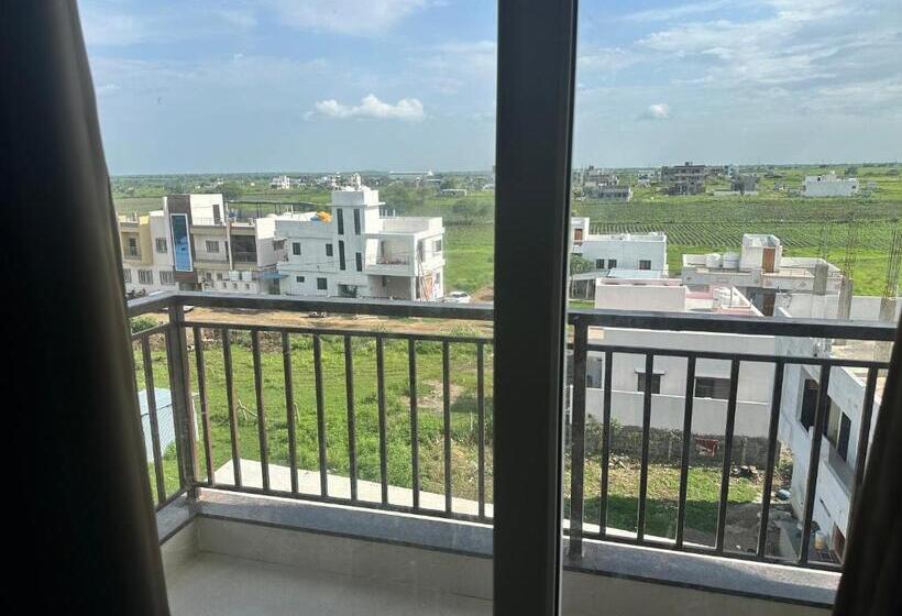 غرفة قياسية, Leo Deluxe & Suite Room