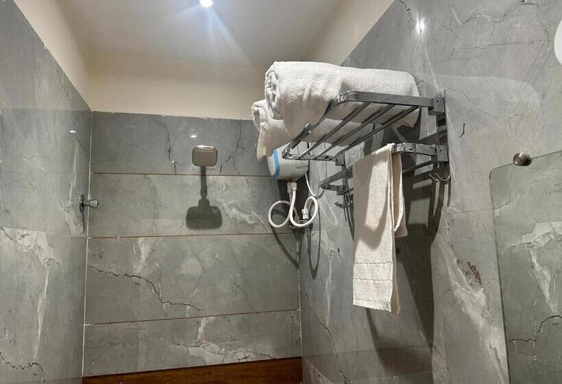 غرفة قياسية, Leo Deluxe & Suite Room