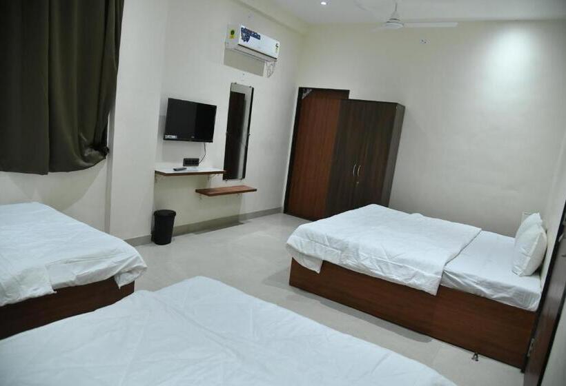 غرفة ديلوكس رباعية, Leo Deluxe & Suite Room