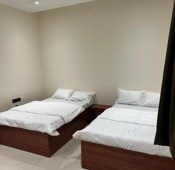 غرفة ديلوكس رباعية, Leo Deluxe & Suite Room