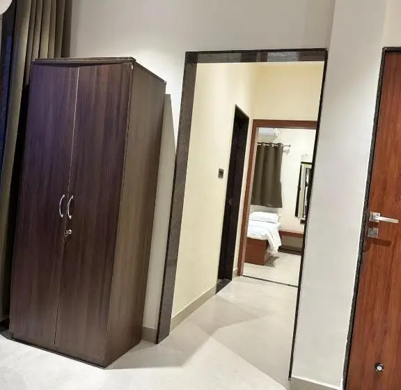スイート, Leo Deluxe & Suite Room