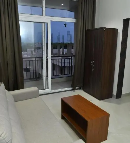スイート, Leo Deluxe & Suite Room