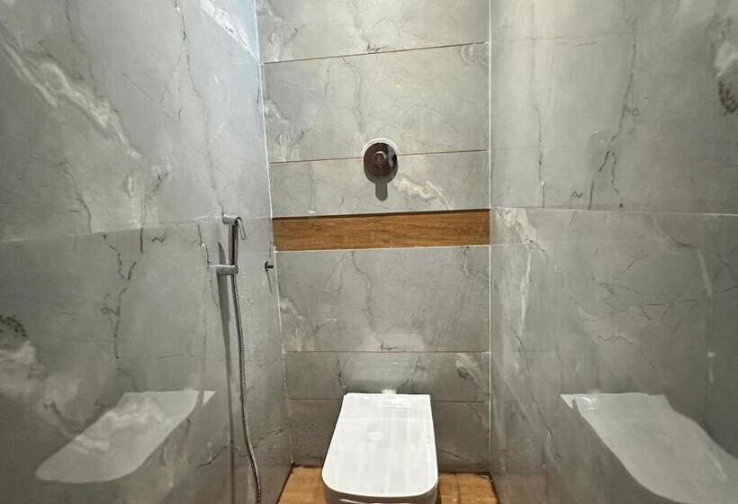 جناح, Leo Deluxe & Suite Room