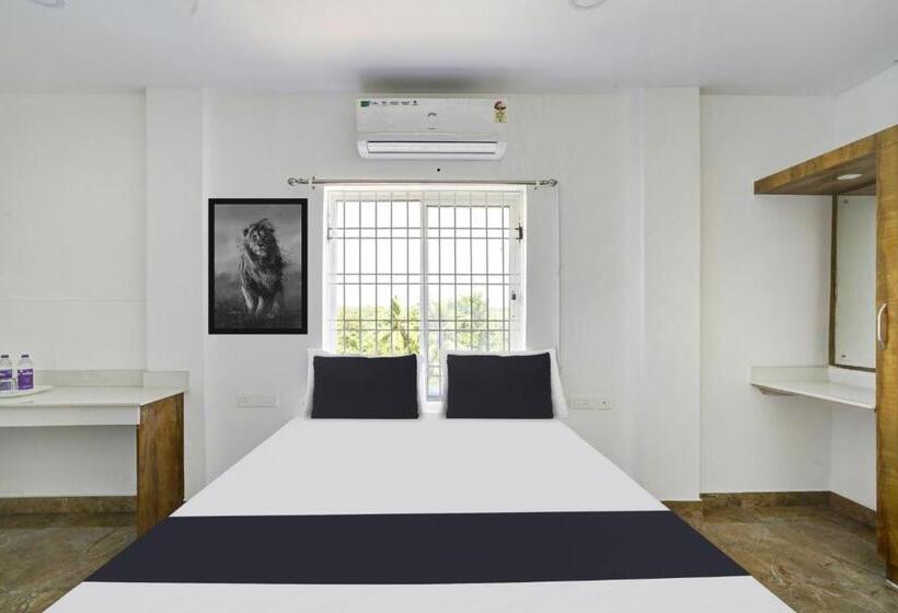 Номер Стандарт, Oyo Quilon Residency