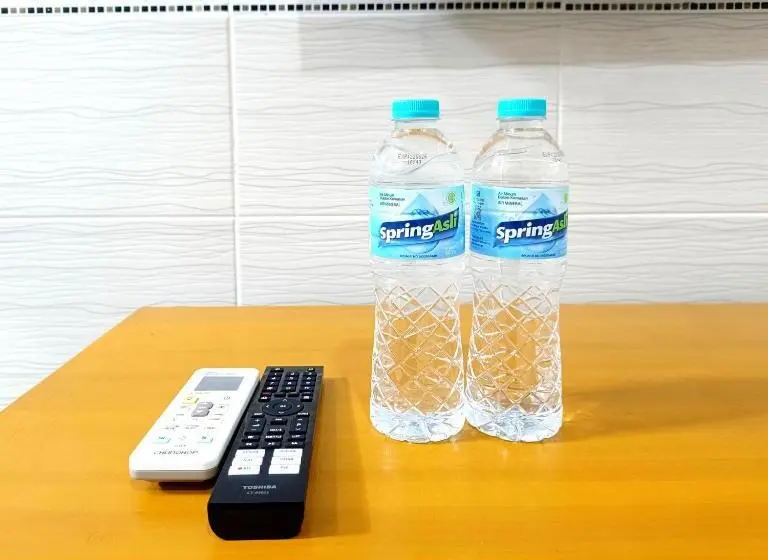 اتاق لوکس, Wisma Mekar Jaya Near Solo Safari Mitra Reddoorz