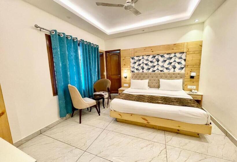 Номер Deluxe, Mountain G ! Mussoorie होटल माउंटेन ஹோட்டல் மலை હોટેલ માઉન્ટેન ਹੋਟਲ ਮਾਊਂਟੇਨ Near Mall Road Hotel Wit