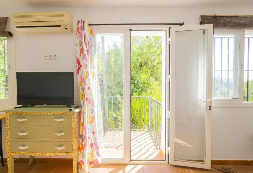 スタンダードルーム, Cubo S Kurt Rural Room 1 Garden View