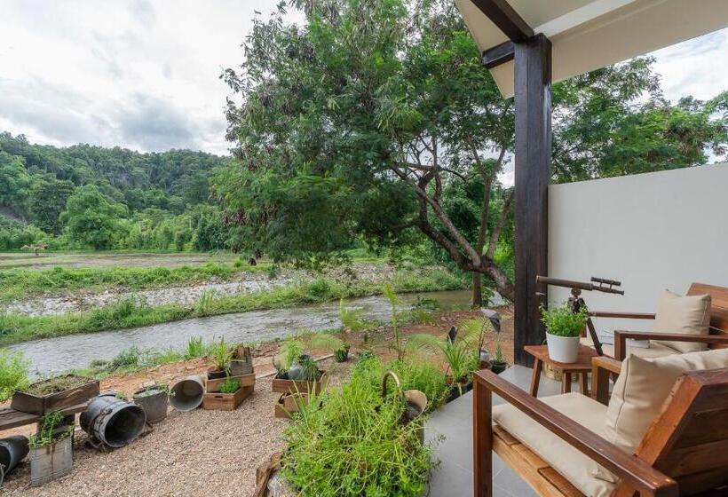 Номер Deluxe, Sirin Farm Chiang Rai
