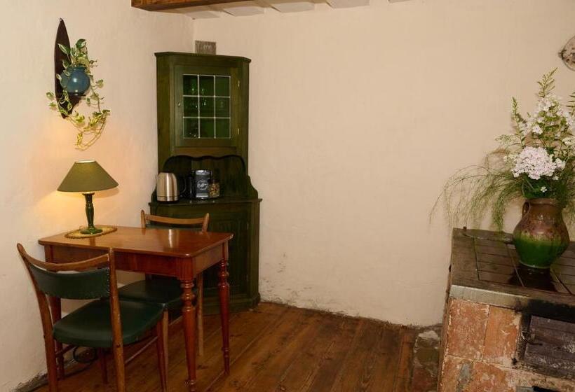 اتاق استاندارد, Kurte