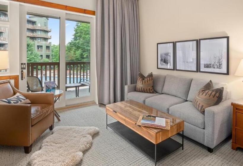 استودیو استاندارد با تخت کینگ, 345 Studio National 3rd Floor Pool & Mountain Views