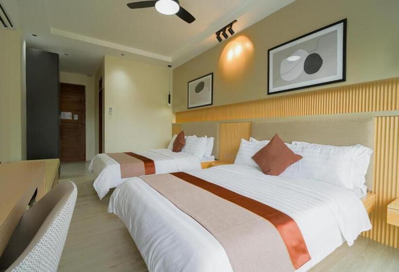 غرفة ديلوكس رباعية, Damienerose Garden Villa