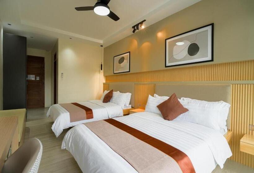 غرفة ديلوكس رباعية, Damienerose Garden Villa