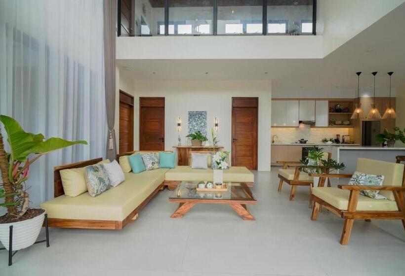 فيلا غرفة نوم واحدة مع مسبح, Damienerose Garden Villa