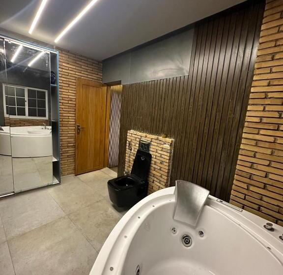 سوئیت پرزیدنت, Shelter Inn Executive Apartments In Murree