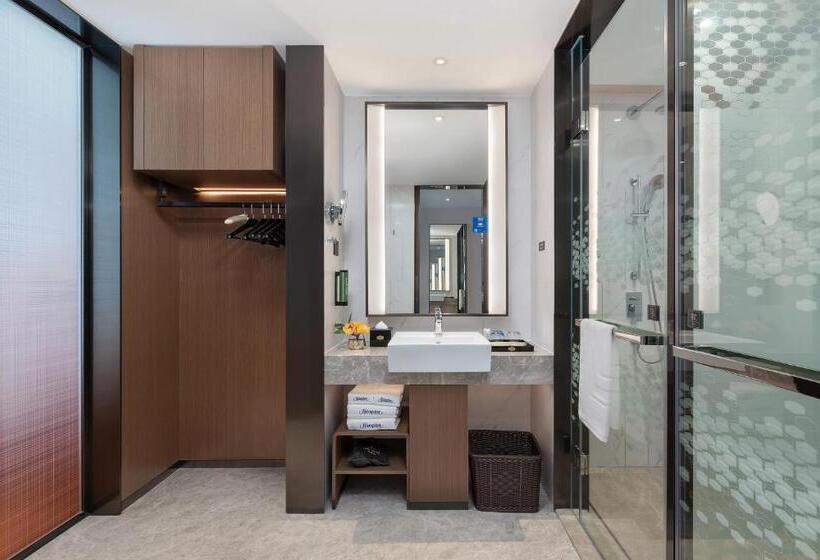 豪华房间, 佛山三龙湾希尔顿欢朋酒店