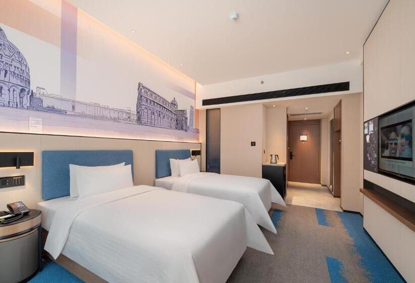 豪华房间, 佛山三龙湾希尔顿欢朋酒店