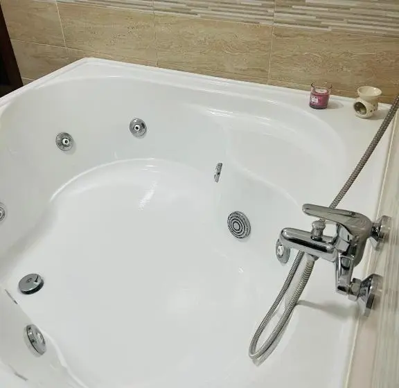 デラックスルーム, Bea B&b