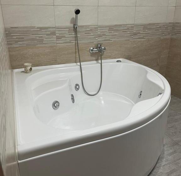 豪华房间, Bea B&b