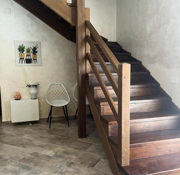 标准三人间, Bea B&b