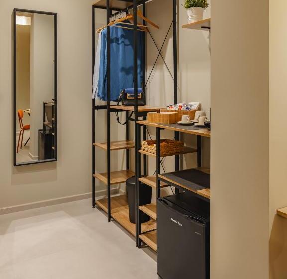 اتاق استاندارد, Almica24