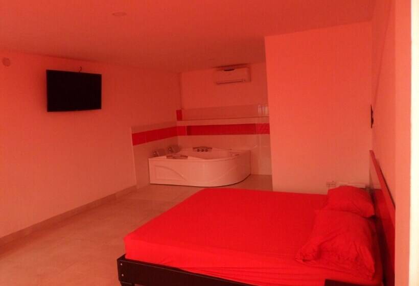 Suite met Jacuzzi, Apartahotel Barcelot