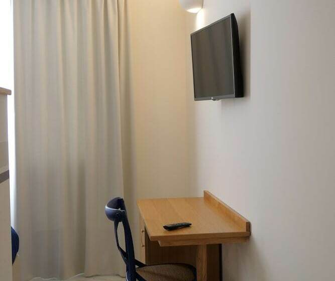 اتاق استاندارد چهار تخته, B&b Casa Di Emma