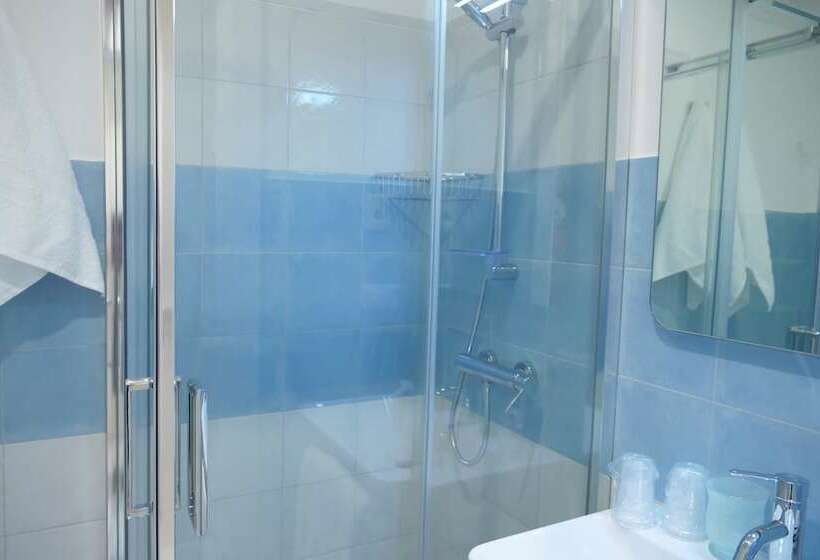 اتاق استاندارد چهار تخته, B&b Casa Di Emma