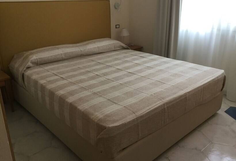 اتاق استاندارد چهار تخته, B&b Casa Di Emma