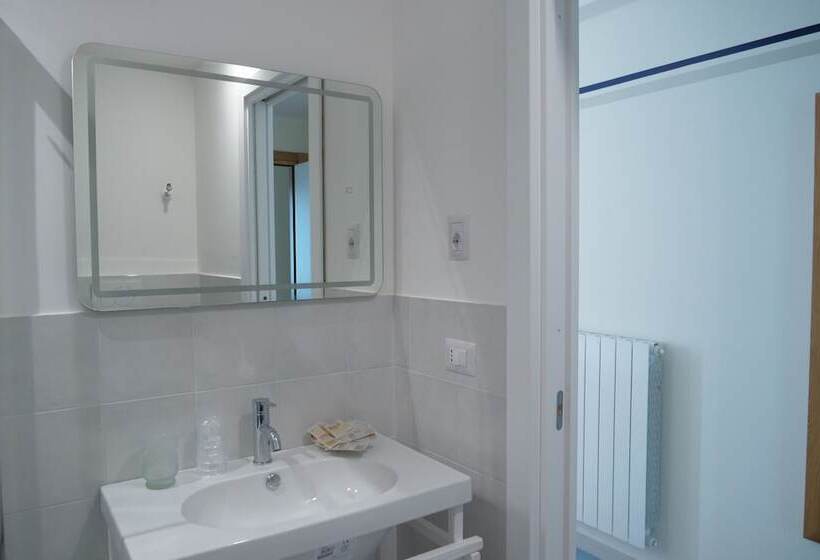 اتاق خانوادگی, B&b Casa Di Emma