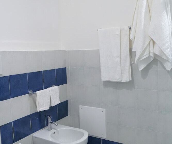 اتاق خانوادگی, B&b Casa Di Emma