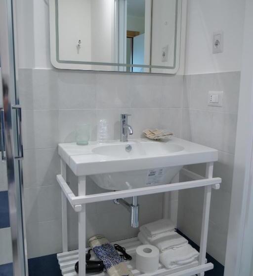 اتاق خانوادگی, B&b Casa Di Emma