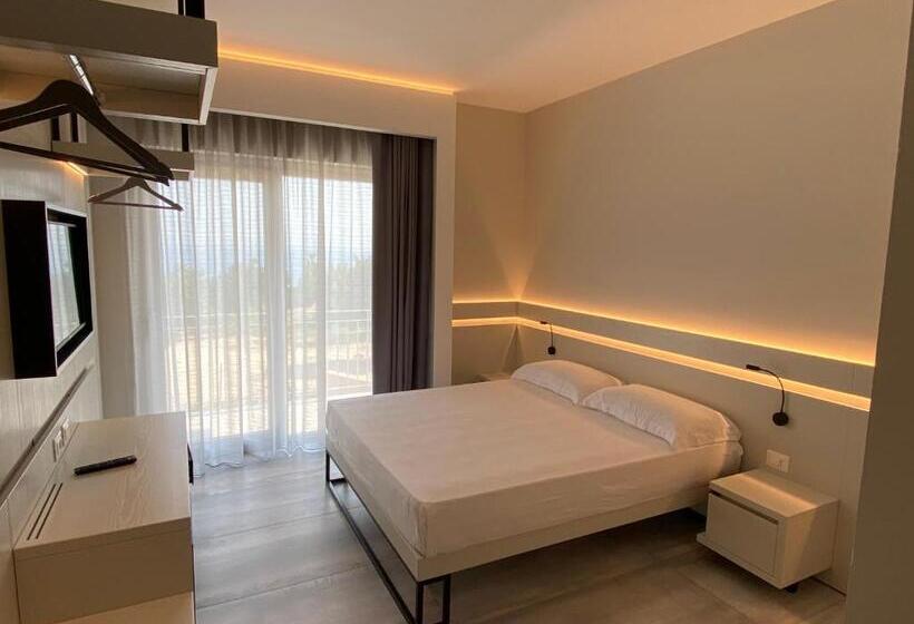 Comfort room with balcony, Aether Suites Tropea   Free Private Parking