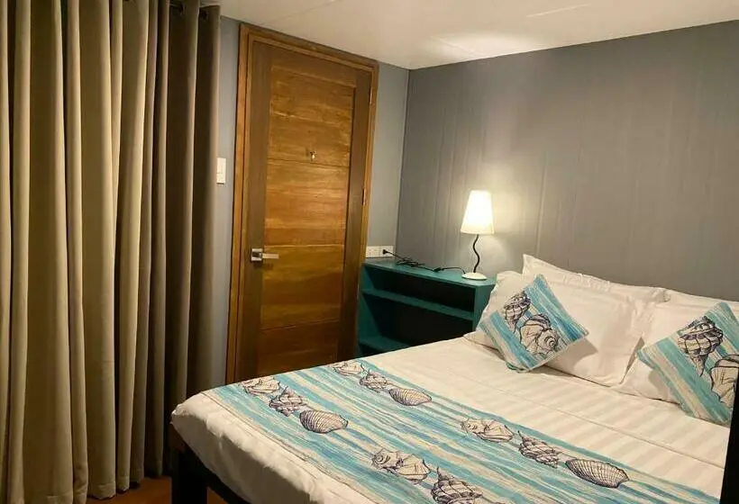 Standard Room, Happy Camper Hostel