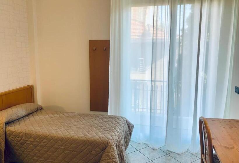 חדר סטנדרט יחיד עם מרפסת, San Giorgio