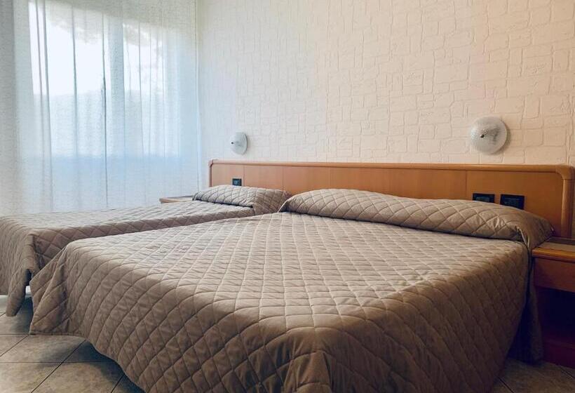 חדר סטנדרט לשלושה, San Giorgio