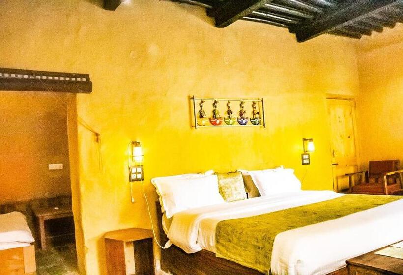 غرفة عائلية مطلّة علي الحديقة, Prakriti Aalay   Riverside Mountain View Boutique Eco Resort