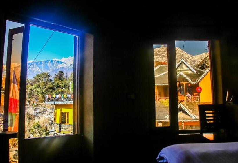 غرفة عائلية مطلّة علي الجبل, Prakriti Aalay   Riverside Mountain View Boutique Eco Resort