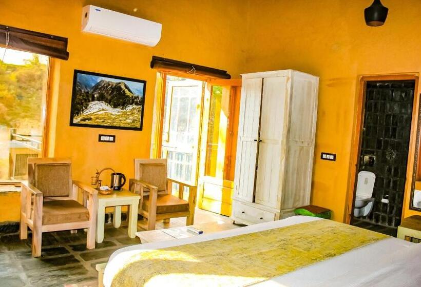 غرفة ديلوكس مزودة بشرفة, Prakriti Aalay   Riverside Mountain View Boutique Eco Resort