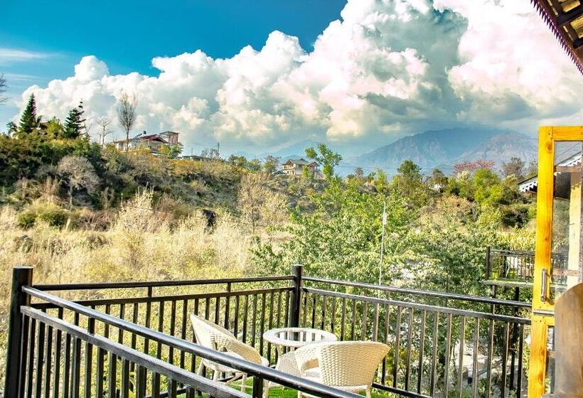 غرفة ديلوكس مزودة بشرفة, Prakriti Aalay   Riverside Mountain View Boutique Eco Resort