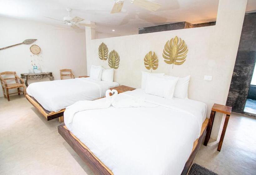 سوییت با چشمانداز جانبی دریا, Spirit Holbox