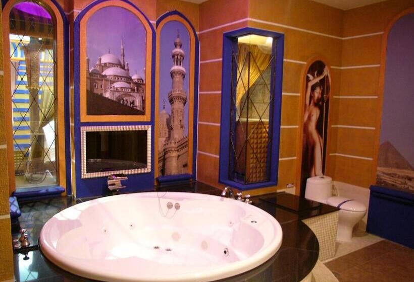 اتاق لوکس, Sexy City Motel