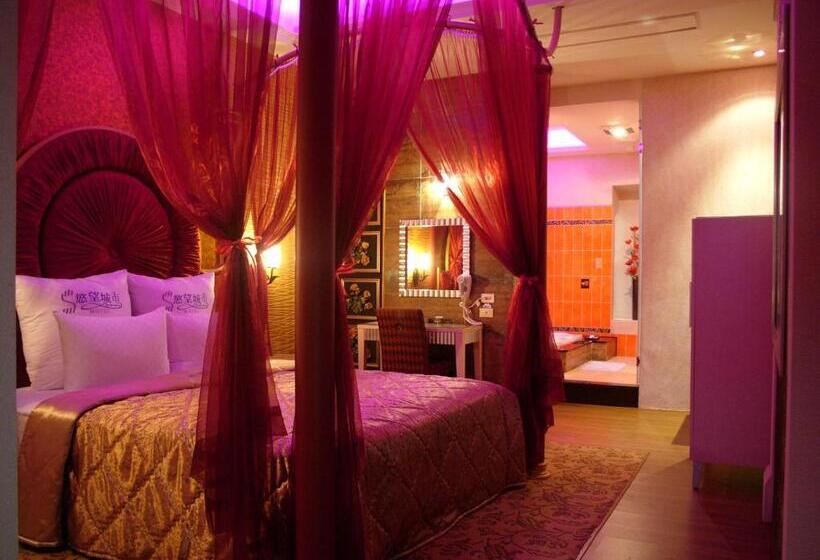 اتاق استاندارد با تخت بزرگ, Sexy City Motel