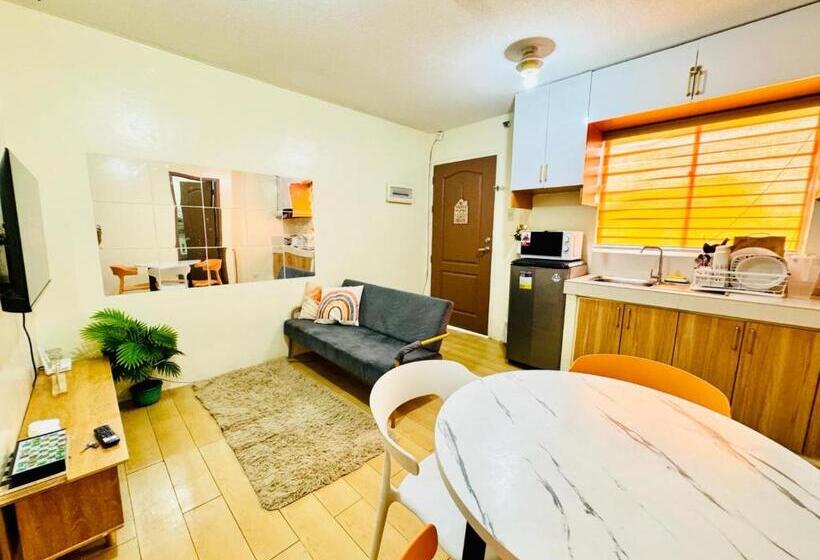 اتاق خانوادگی, Feels Like Homie Staycation