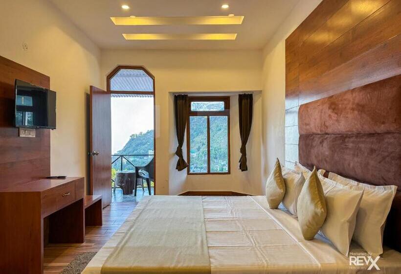 Perhehuone, Wraveler Inn