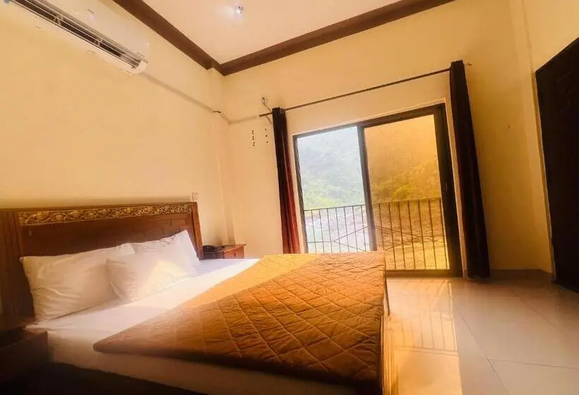 سوییت خانوادگی, Aqua Vista Guest House